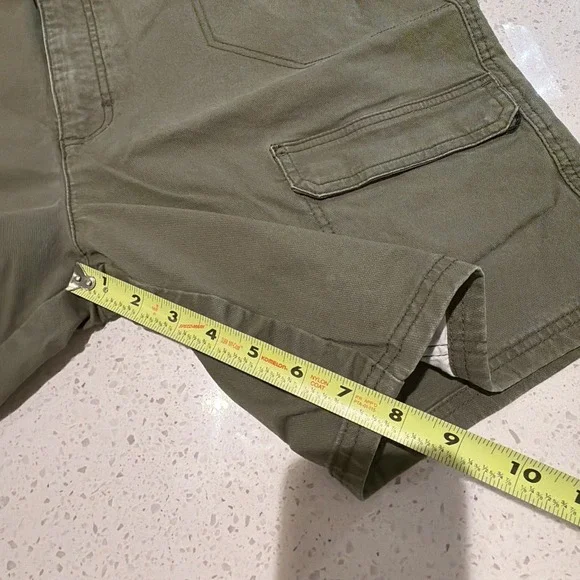 Wrangler Heavyweight Hiker Cargo Shorts Men Sz 40 Green Pockets Rugged UPF 30 - Picture 5 of 6